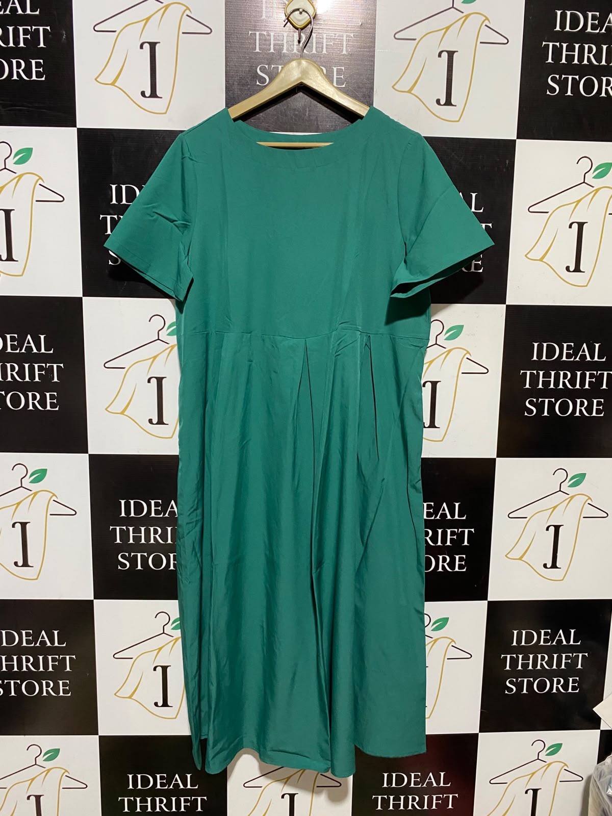 SHEIN |L| BUST 21| A4| EMERALD GREEN SHORT SLEEVE PLEATED EMPIRE WAIST MIDI DRESS