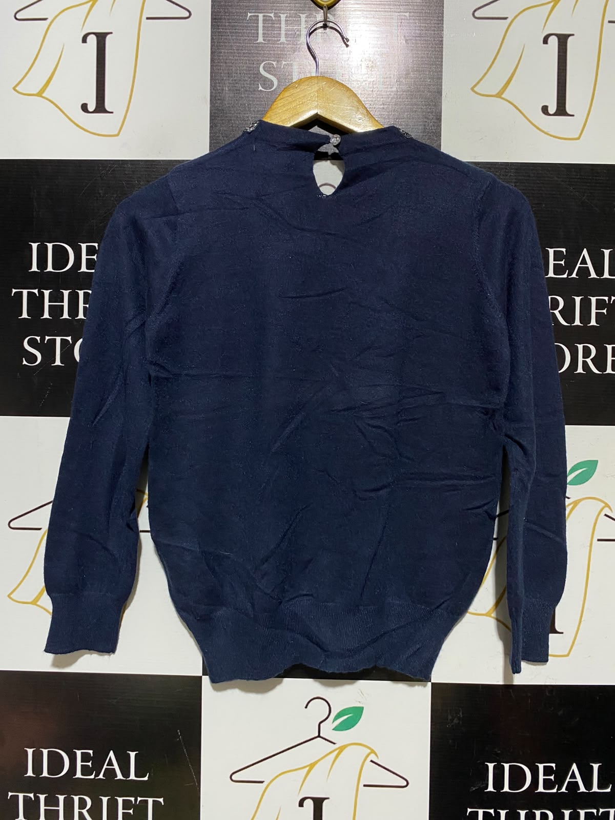 PRIMARK |S| BUST 17| A4| NAVY BLUE SEQUIN EMBELLISHED COLLAR KEYHOLE BACK SWEATER