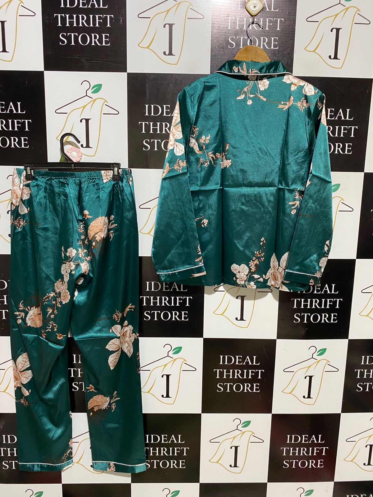 |XL| A3| EMERALD GREEN SATIN FLORAL AND BIRD PRINT PYJAMA PANTS SET