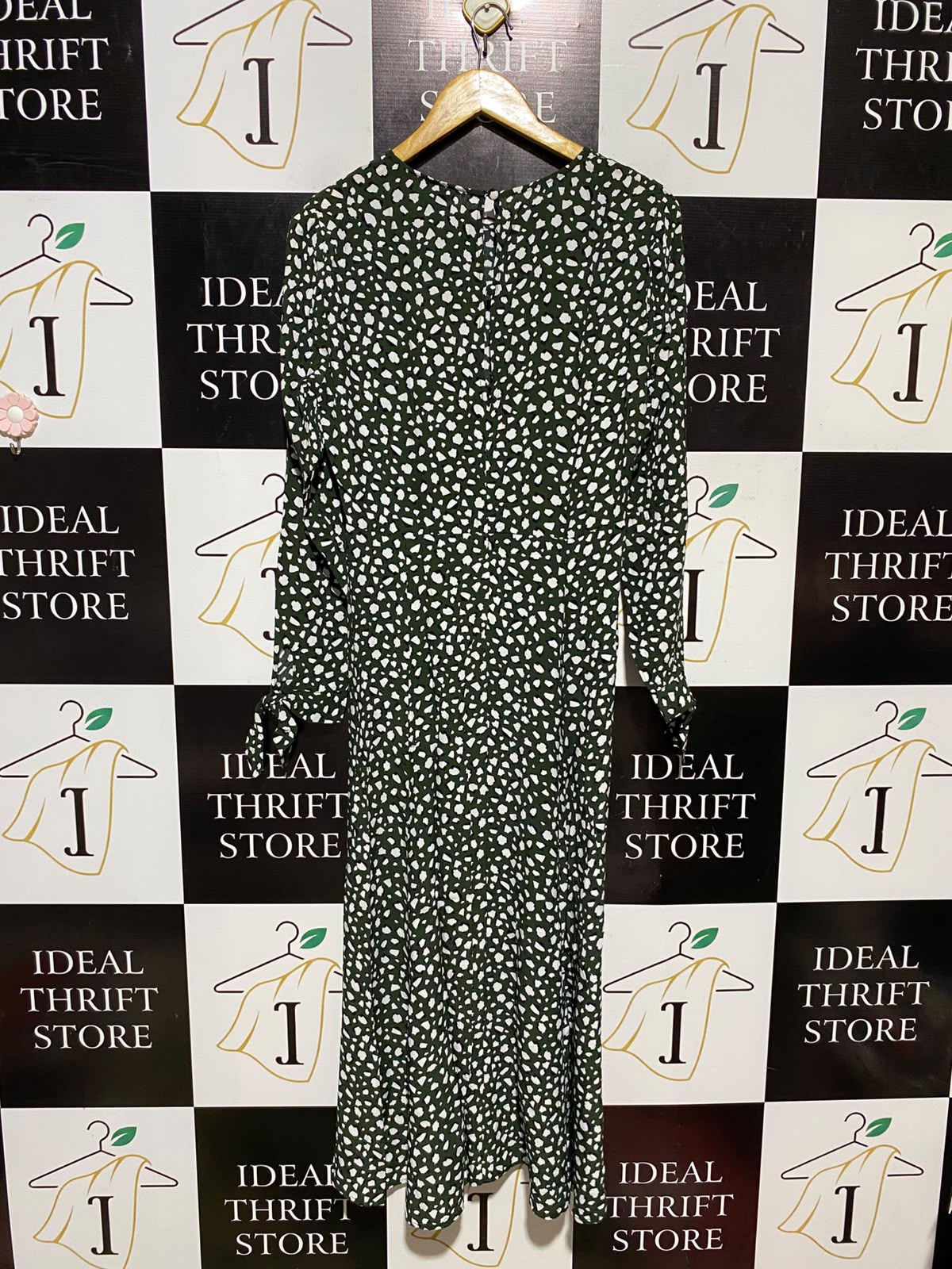 RO & ZO |M| BUST 18| A3| KHAKI GREEN DALMATIAN SPOT LONG SLEEVE TIE-CUFF MAXI DRESS