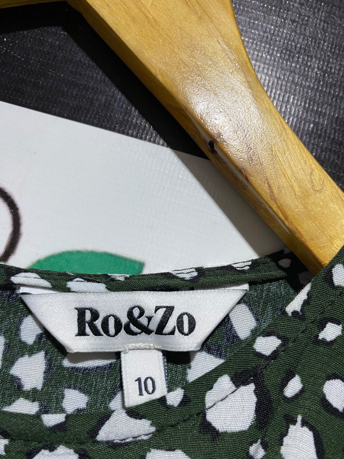 RO & ZO |M| BUST 18| A3| KHAKI GREEN DALMATIAN SPOT LONG SLEEVE TIE-CUFF MAXI DRESS