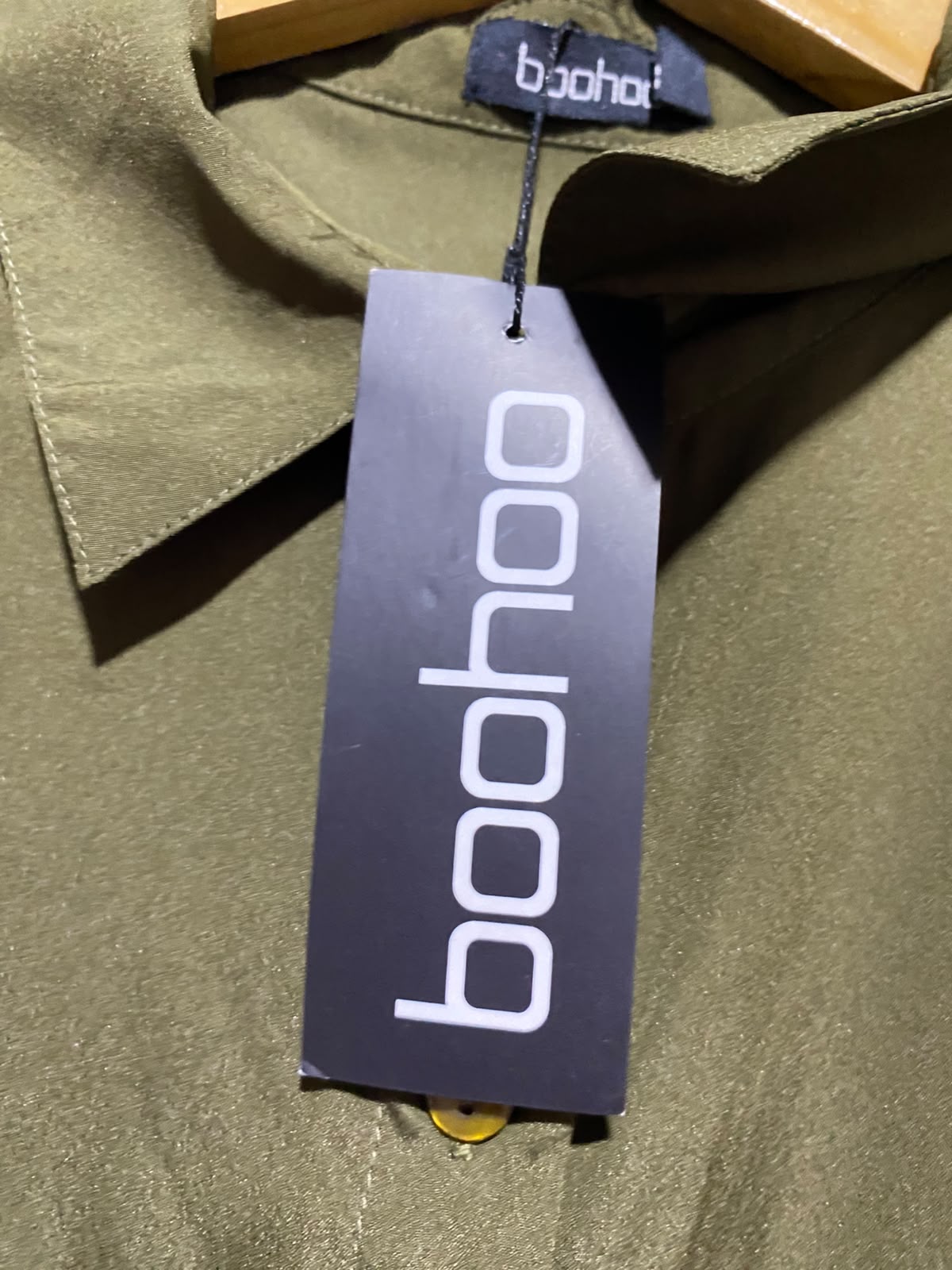 BOOHOO |L| BUST 21| A3| OLIVE GREEN SATIN UTILITY BUTTON-FRONT MAXI SHIRT DRESS
