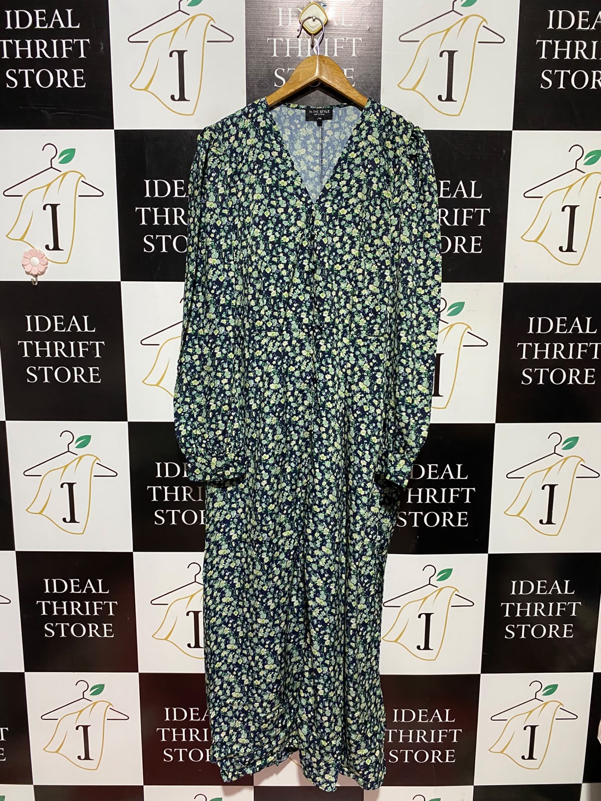 IN THE STYLE |L| BUST 20| A3| NAVY AND GREEN DITSY FLORAL LONG SLEEVE MAXI DRESS