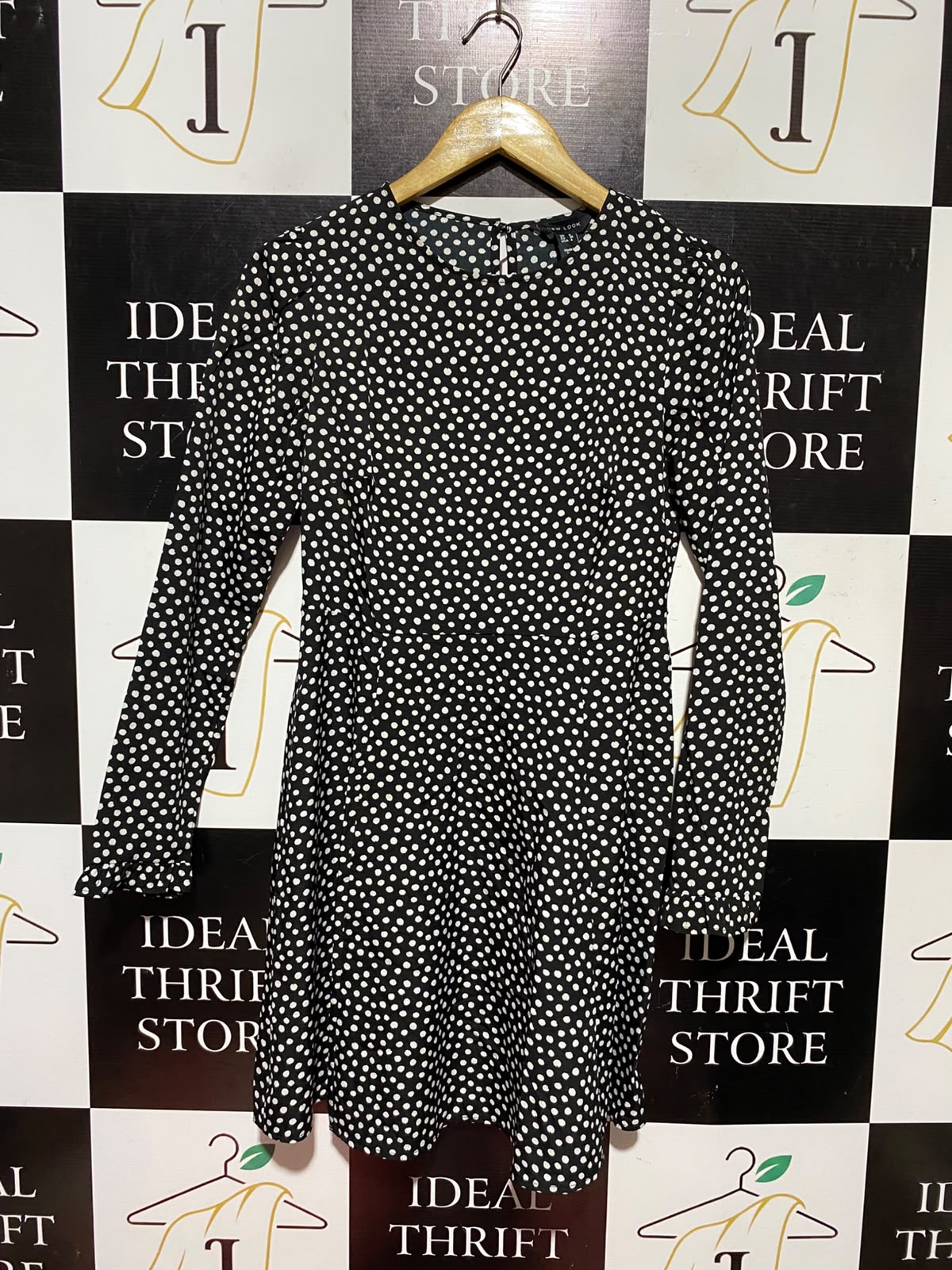 NEW LOOK |S| BUST 17| A3| BLACK AND WHITE POLKA DOT LONG SLEEVE MINI SKATER DRESS