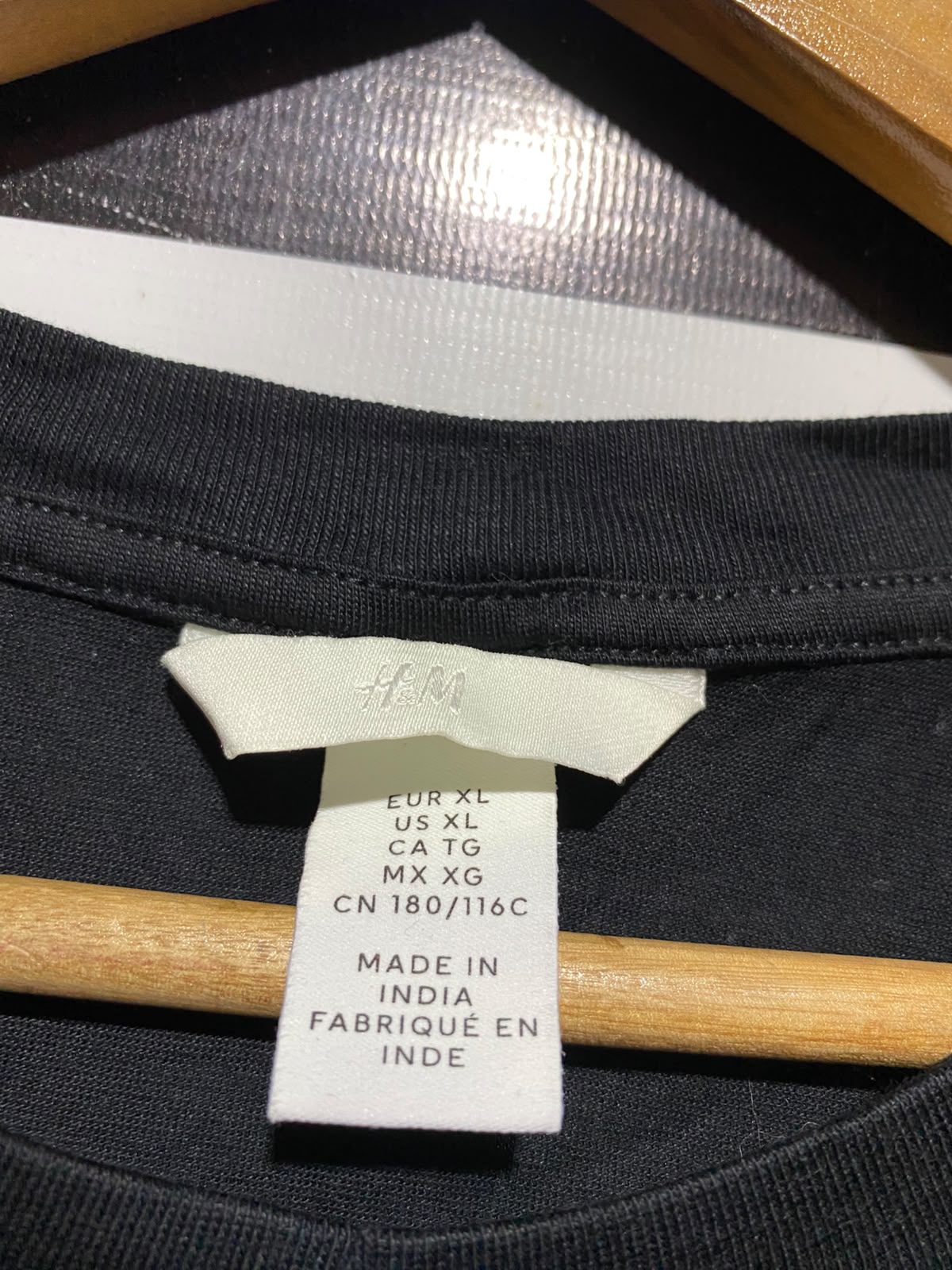 H&M |XL| BUST 25| A3| CLASSIC BLACK CREWNECK SHORT SLEEVE RELAXED FIT T-SHIRT