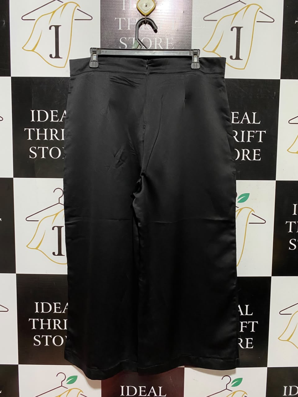 BOOHOO |XL| WAIST 34| A3| BLACK SATIN HIGH-WAISTED WIDE-LEG CULOTTE PANTS