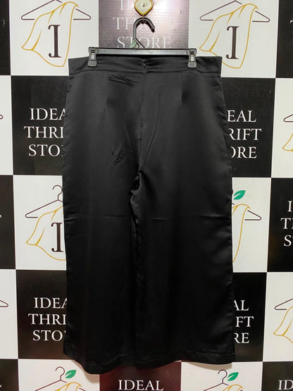 BOOHOO |XL| WAIST 34| A3| BLACK SATIN HIGH-WAISTED WIDE-LEG CULOTTE PANTS