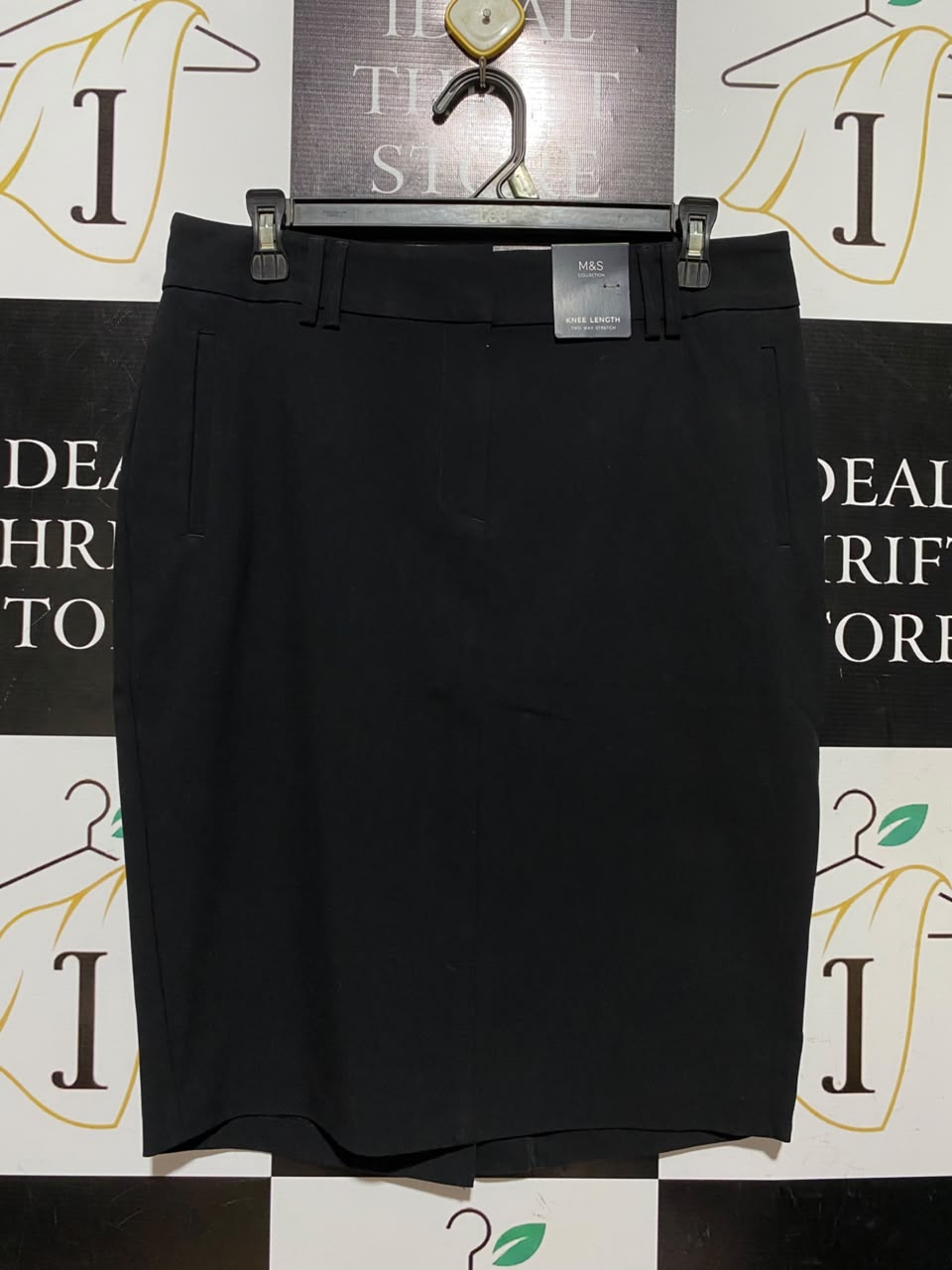 M&S |L| WAIST 32| A3| BLACK KNEE-LENGTH TWO-WAY STRETCH PENCIL SKIRT