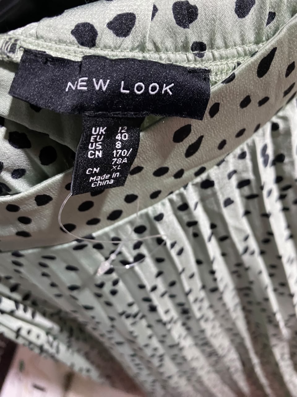 NEW LOOK |L| WAIST 30| A3| SAGE GREEN DOTTED PLEATED A-LINE MIDI SKIRT