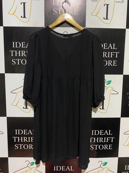 BOOHOO |L| BUST 20| A3| BLACK HIGH-WAISTED BUTTON-FRONT BABYDOLL SMOCK MINI DRESS