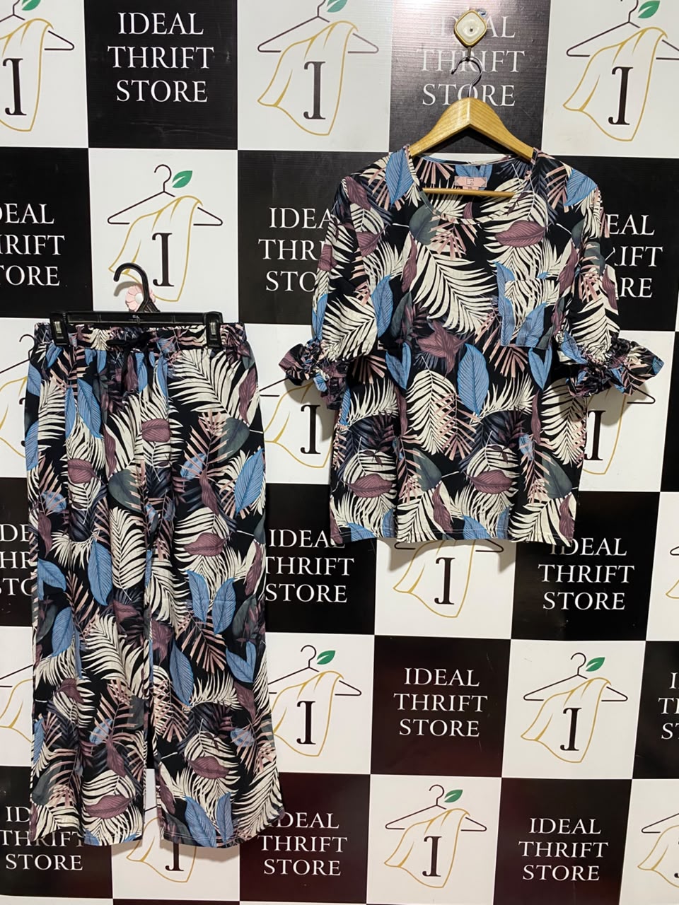 CMF |XL| A4| VIBRANT TROPICAL PRINT MATCHING CO-ORD SET
