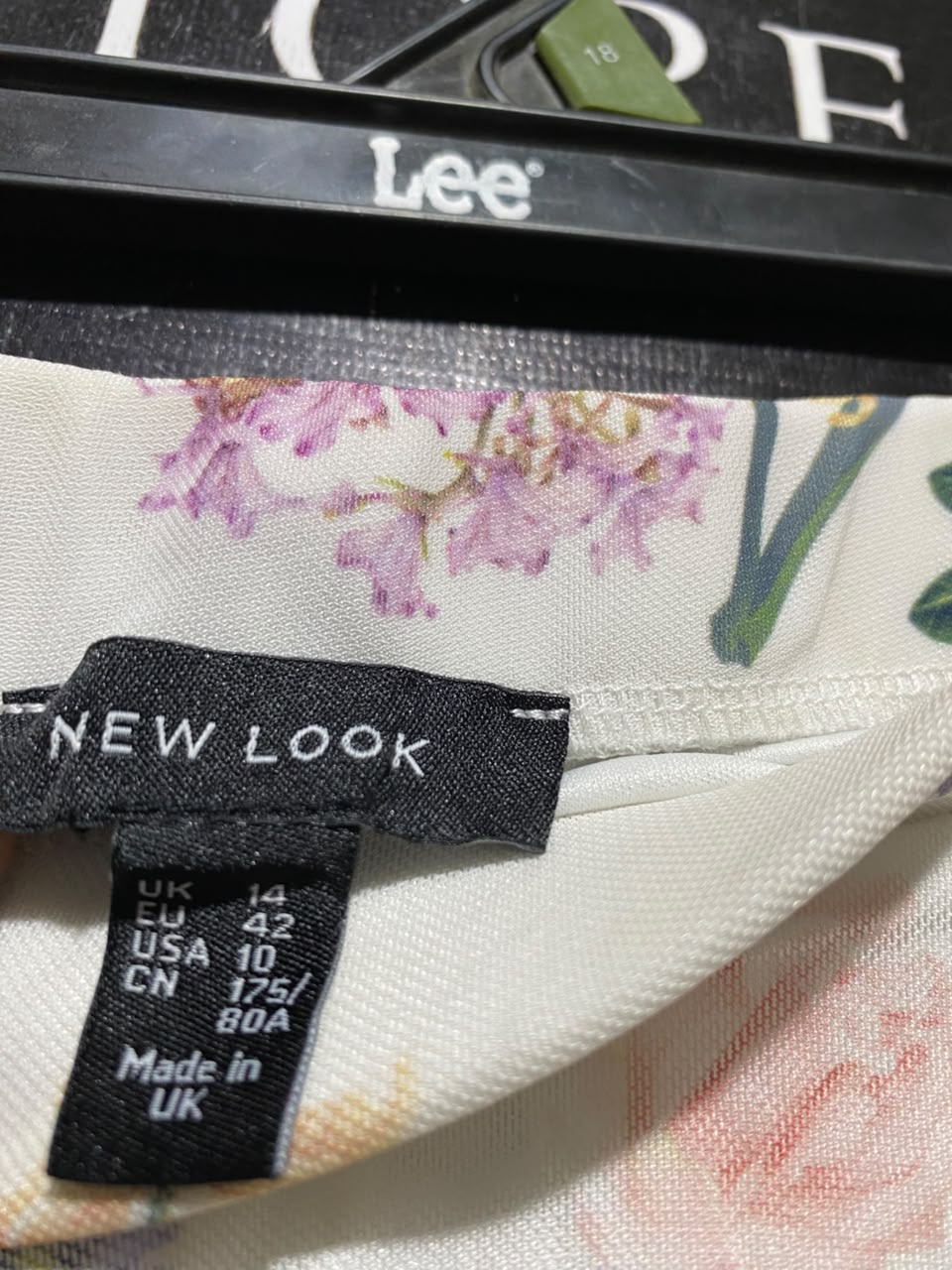 NEW LOOK |M| WAIST 27| A4| ELEGANT FLORAL PRINT HANDKERCHIEF HEM SKIRT