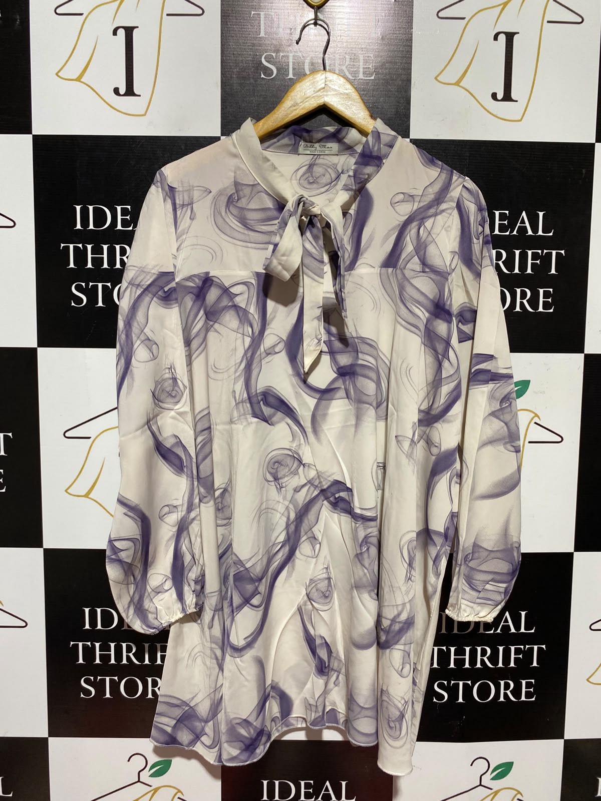 BILLY MAX |L| BUST 21| A4| ELEGANT PURPLE SMOKE-PRINT TIE-NECK BLOUSE