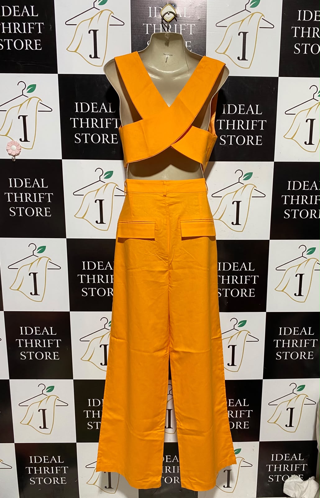 SHEIN |M| BUST 19| A4| VIBRANT ORANGE SLEEVELESS VEST AND WIDE-LEG TROUSER SET