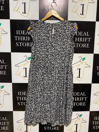 GEORGE |L| BUST 20| A4| CLASSIC BLACK AND WHITE FLORAL PRINT TIERED DRESS