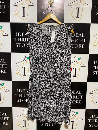 GEORGE |L| BUST 20| A4| CLASSIC BLACK AND WHITE FLORAL PRINT TIERED DRESS