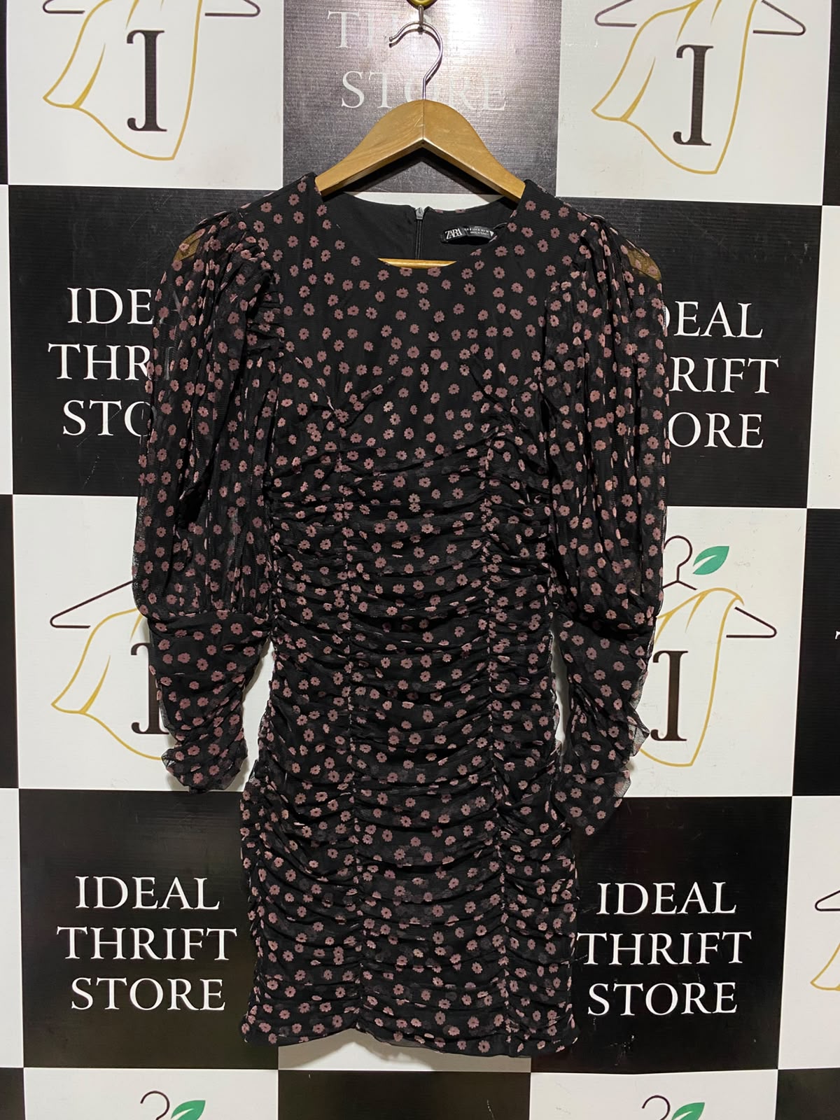 ZARA |S| BUST 14| A4| CHIC BLACK AND DUSTY PINK FLORAL RUCHED DRESS