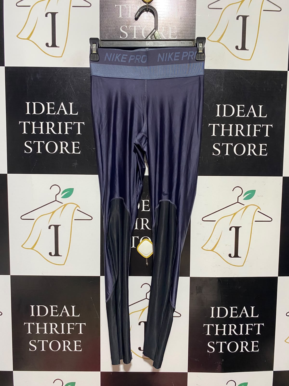 NIKE |XS| WAIST 24| A5| WOMEN'S GLOSSY ATHLETIC TRAINING LEGGINGS
