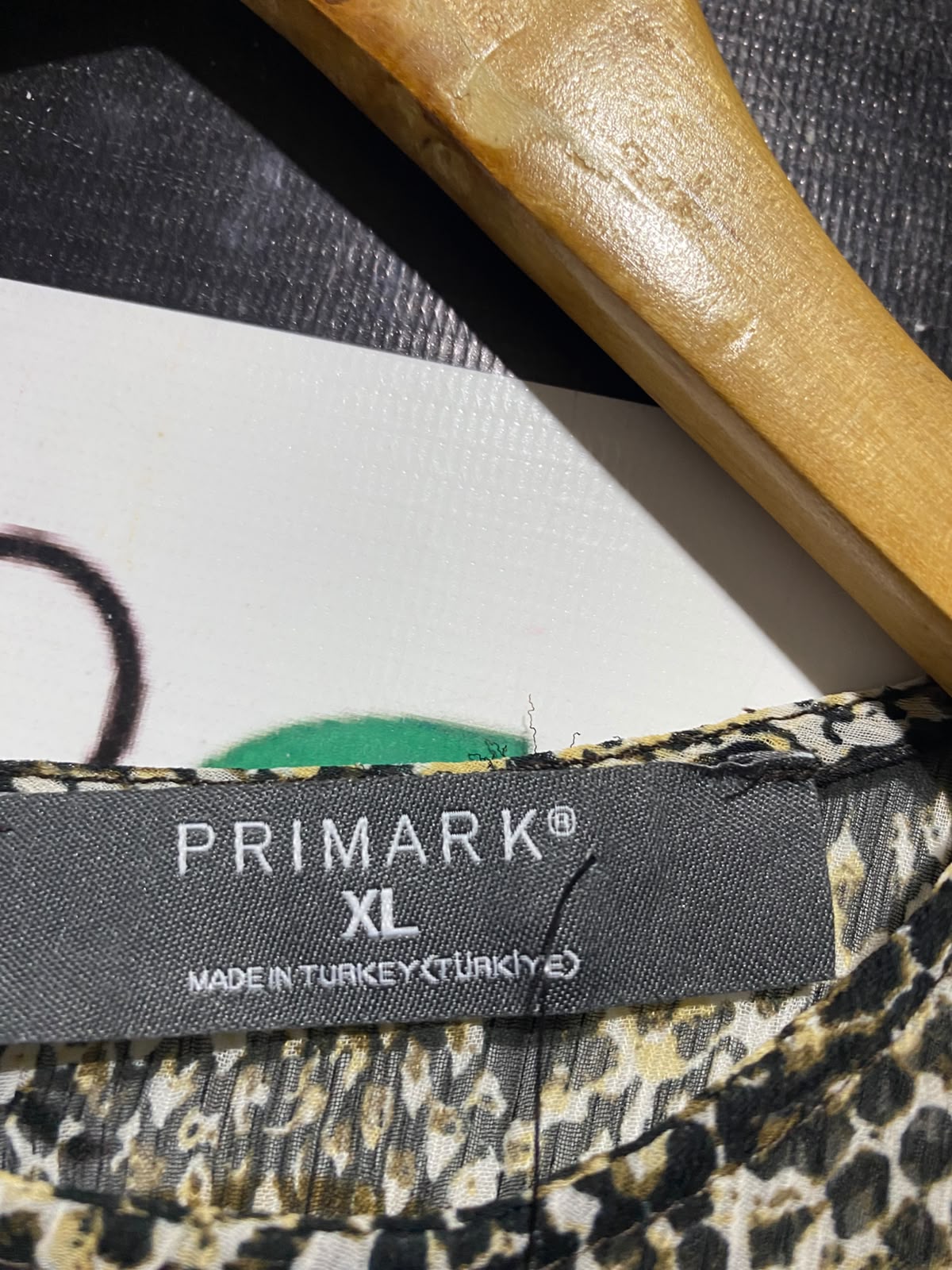 PRIMARK |XL| BUST 24| A5| SNAKESKIN PRINT LONG-SLEEVE RUFFLE SHOULDER BLOUSE