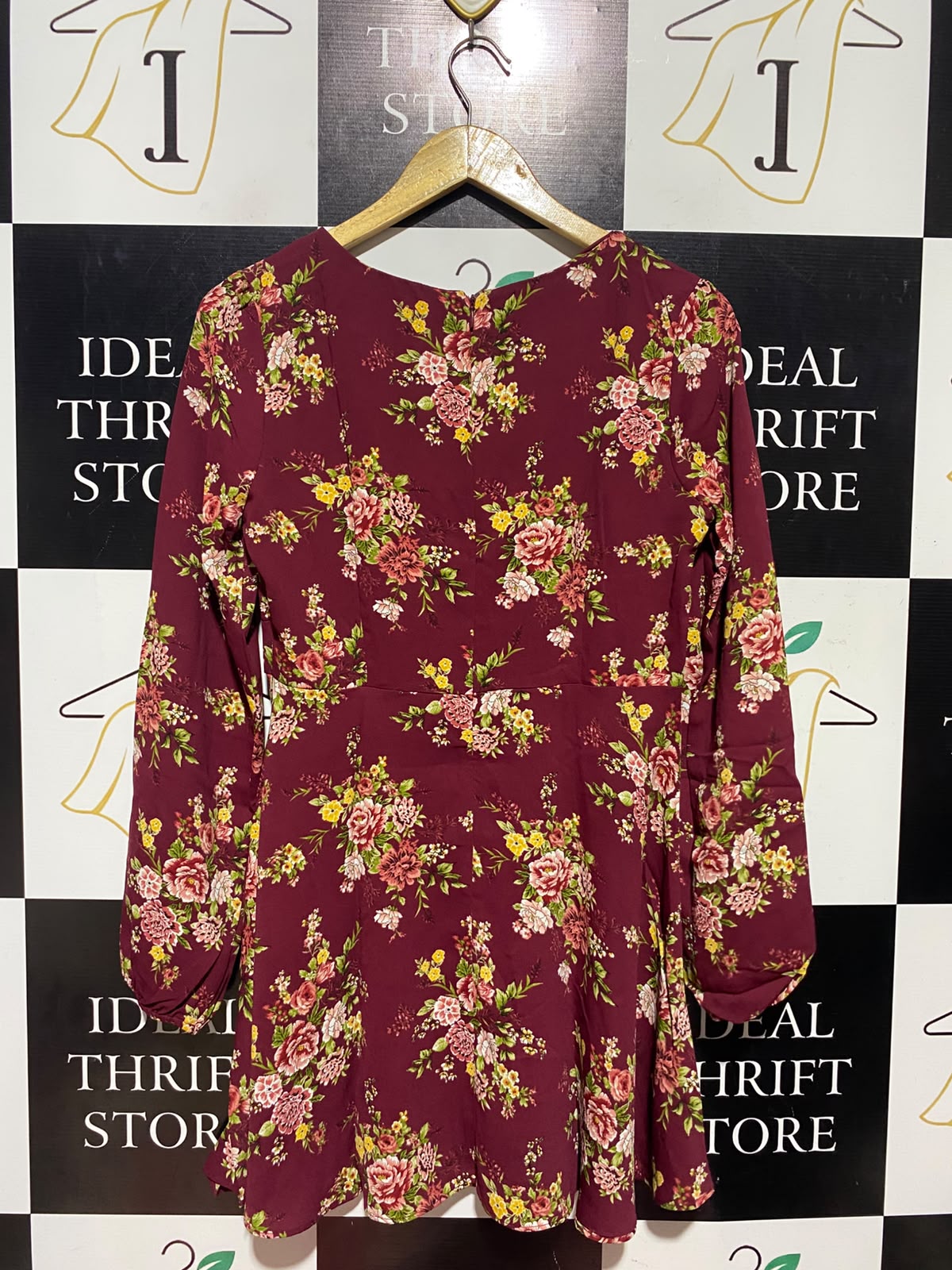 FOREVER |L| BUST 18| A5| FLORAL PRINT LONG-SLEEVE V-NECK MINI DRESS - MAROON / BURGUNDY
