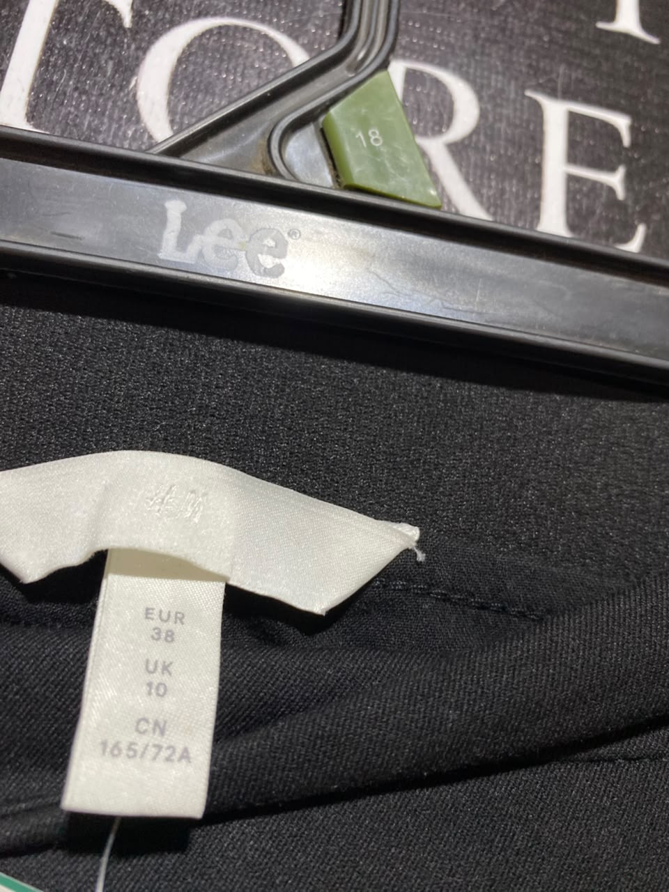 H&M |L| WAIST 29| A5| SOLID BLACK TAILORED SLIM-FIT DRESS TROUSERS