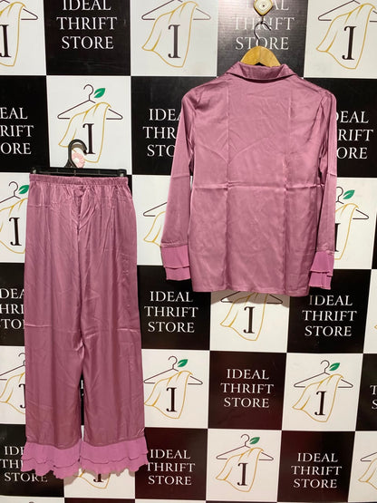 |XS| A5| DUSTY PINK SATIN 2-PIECE PAJAMA SET - BUTTON-DOWN SLEEPWEAR WITH PLEATED RUFFLE TRIMS