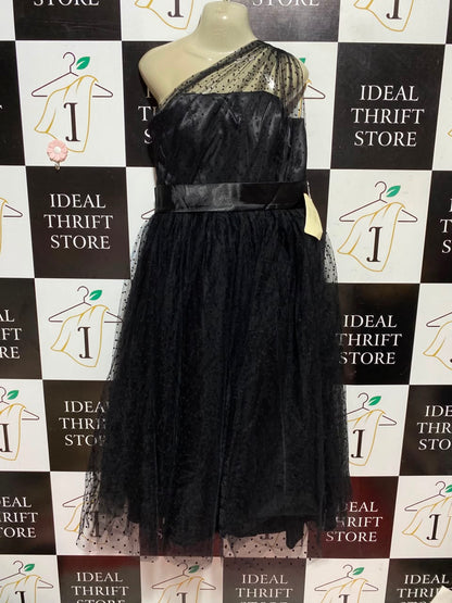 TS COUTURE |M| BUST 18| A5| BLACK ONE-SHOULDER POLKA DOT TULLE PARTY DRESS - SATIN WAISTBAND MIDI EVENING GOWN
