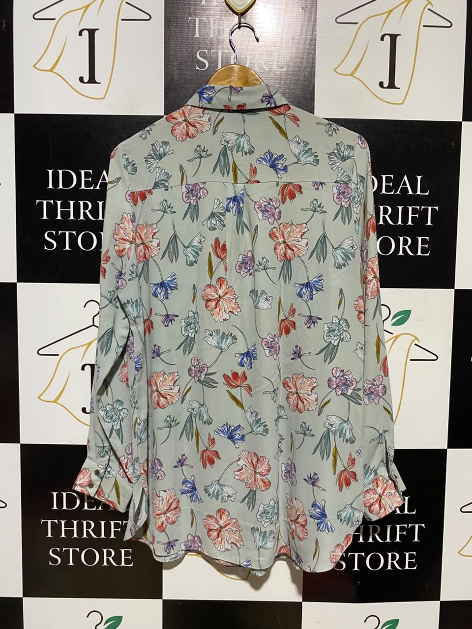 PRIMARK |L| BUST 22| A6| FLORAL PRINT BUTTON-DOWN SHIRT - MINT GREEN LONG SLEEVE UTILITY BLOUSE