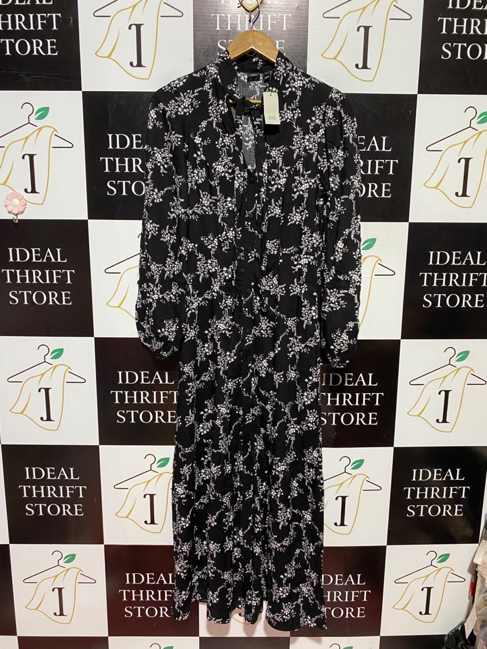 RIVER ISLAND |S| BUST 17| A6| BLACK FLORAL TIE-NECK MAXI DRESS - BUTTON-FRONT LONG SLEEVE DRESS