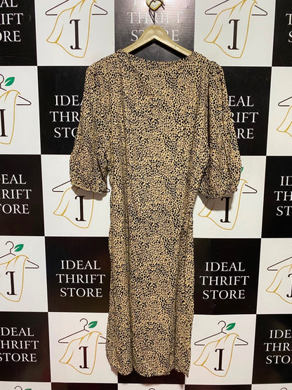 DOROTHY PERKINS |M| BUST 21| A6| BEIGE ANIMAL PRINT PUFF SLEEVE MIDI DRESS - BUTTON-FRONT CASUAL DRESS