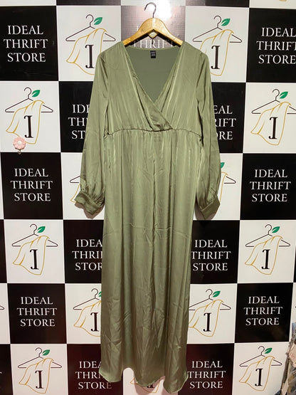 SHEIN |L| BUST 19| A6| SAGE GREEN SATIN SURPLICE V-NECK MAXI DRESS