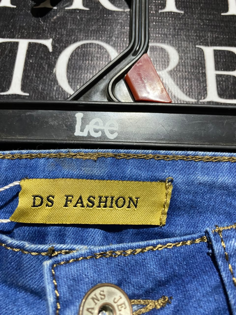 DS FASHION |S| WAIST 26| A6|FLORAL EMBROIDERED MID-RISE SKINNY JEANS