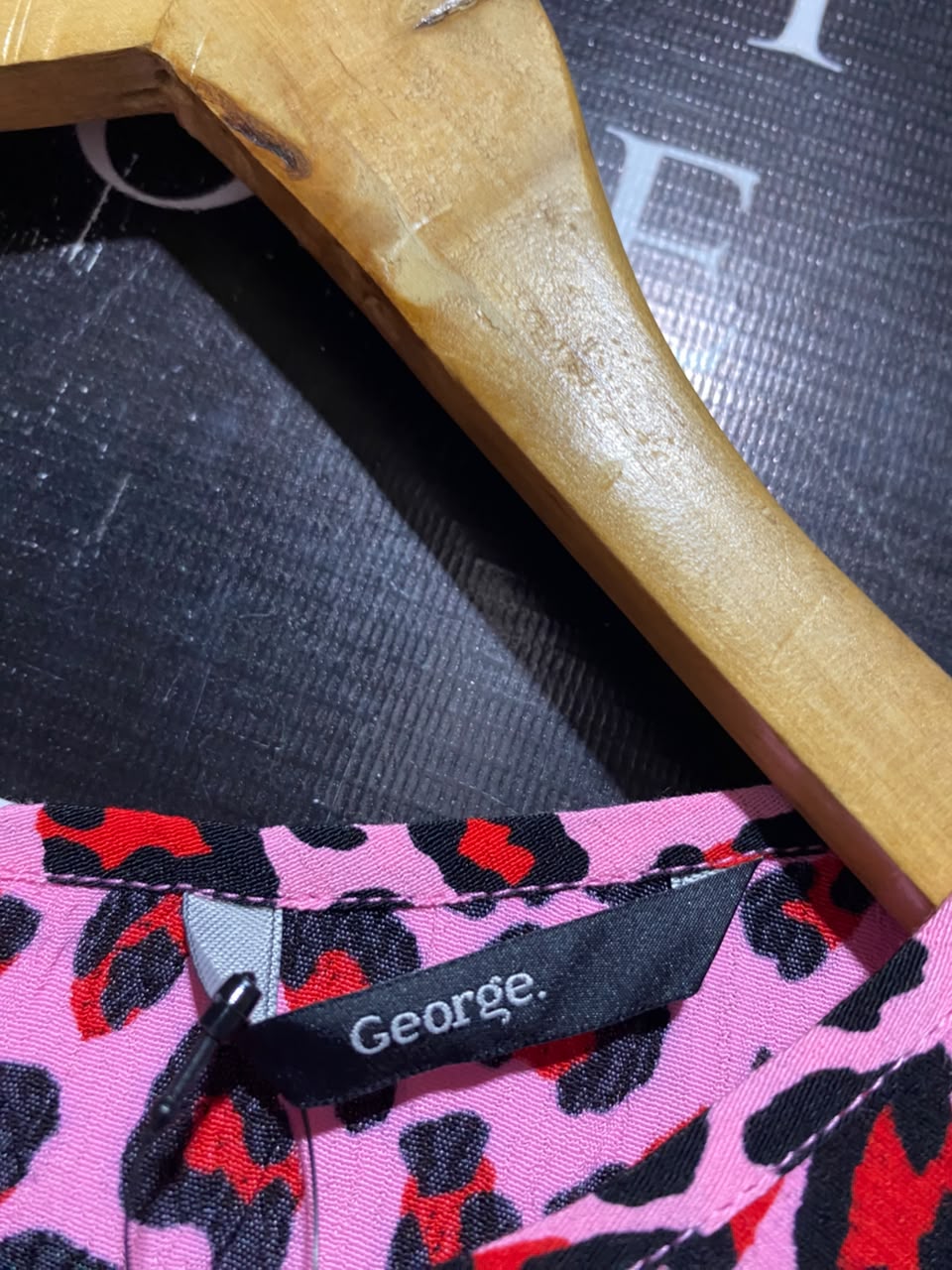GEORGE |XL| BUST 23| A6| PINK LEOPARD PRINT MIDI DRESS