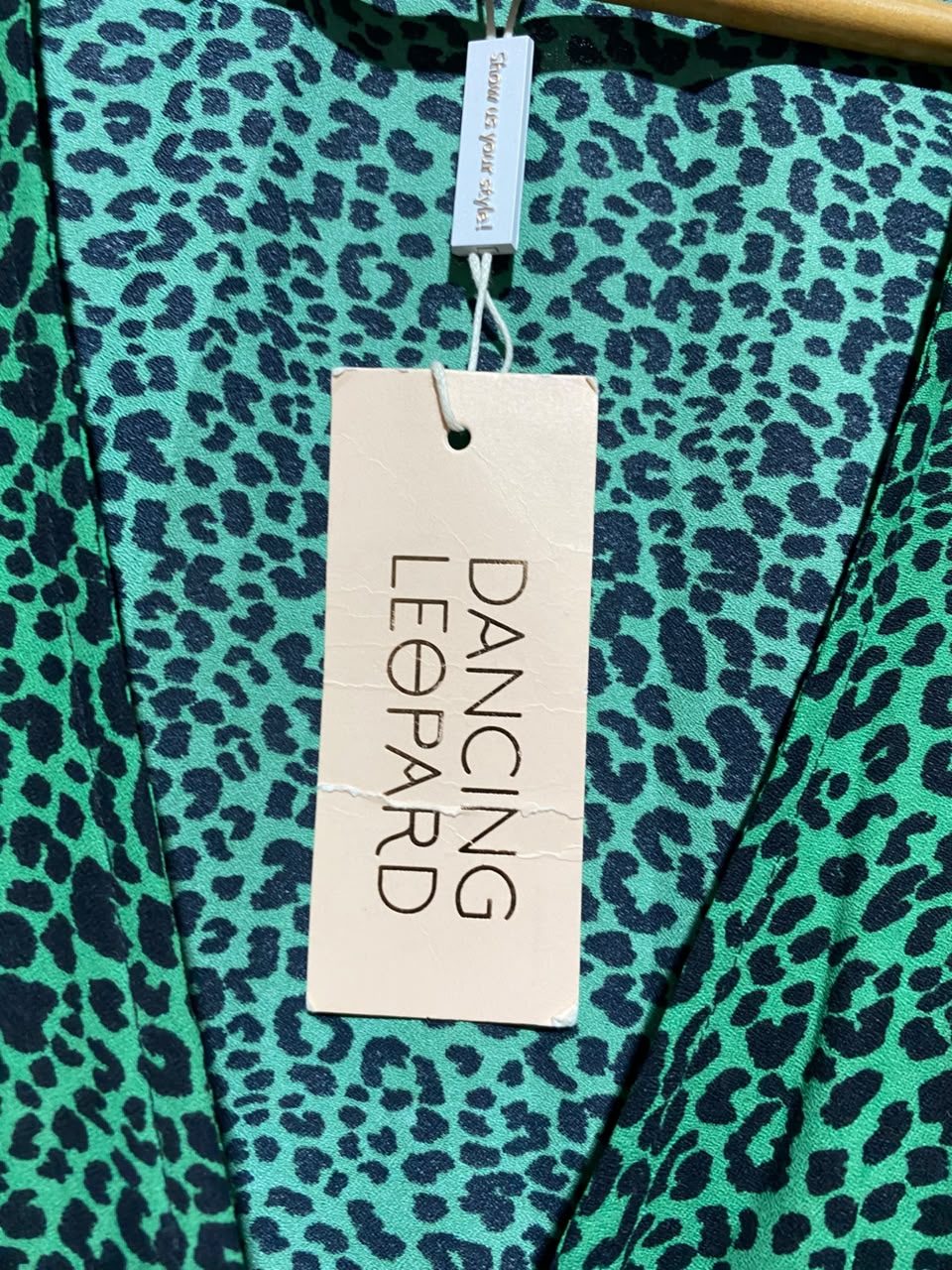 DANCING LEOPARD |S| BUST 17| A6| LEOPARD GREEN LEOPARD PRINT WRAP JUMP SUIT