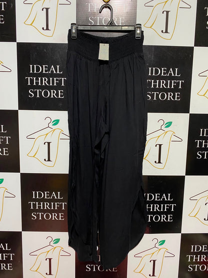 PRIMARK CARES |XS| WAIST 24| A7| CHIC BLACK SMOCKED HIGH-WAISTED WIDE-LEG PALAZZO PANTS