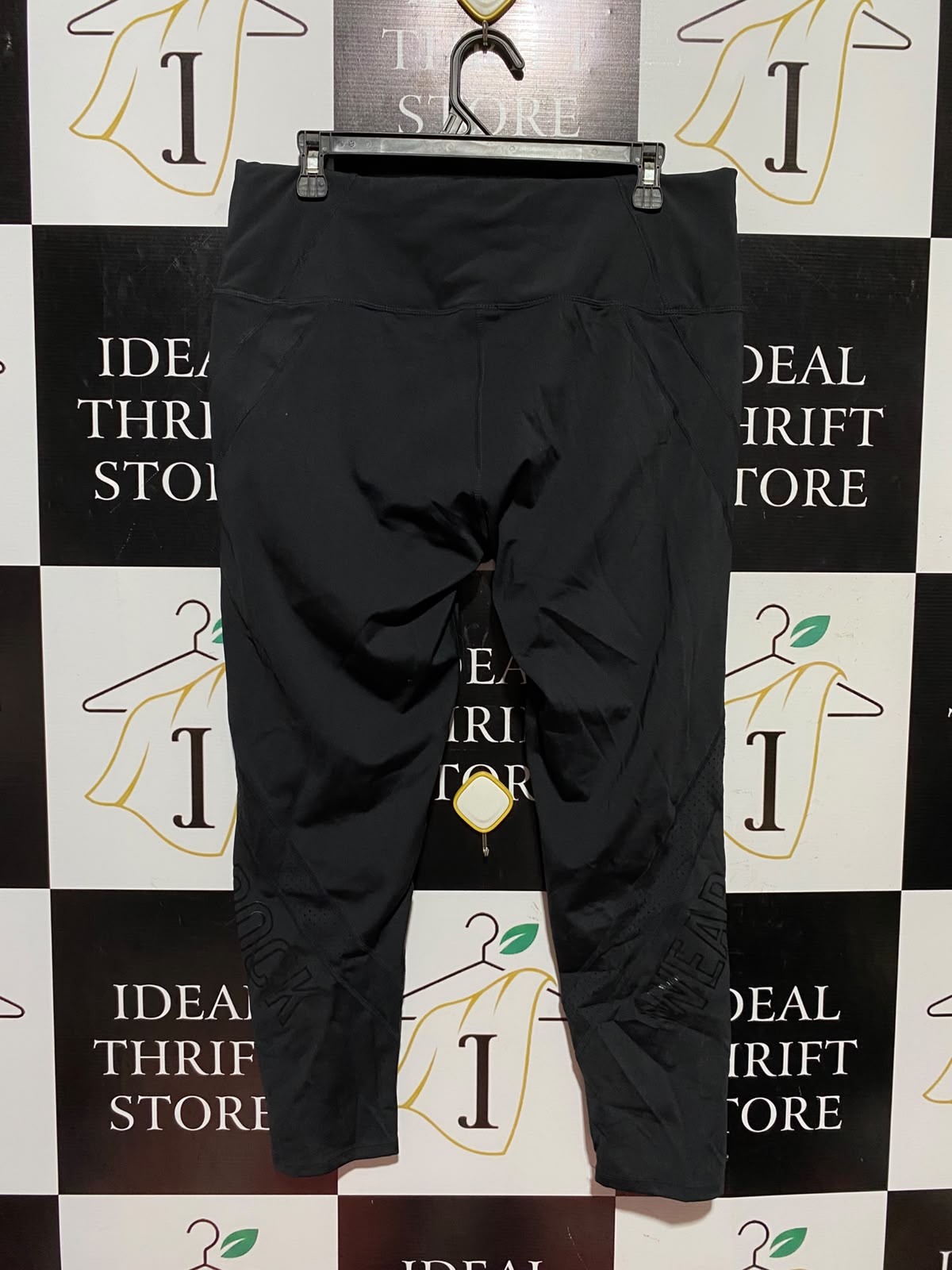 ROCK WEAR |XL| WAIST 32| A7| PERFORMANCE BLACK HIGH-WAISTED ACTIVEWEAR LEGGINGS WITH MESH PANELS