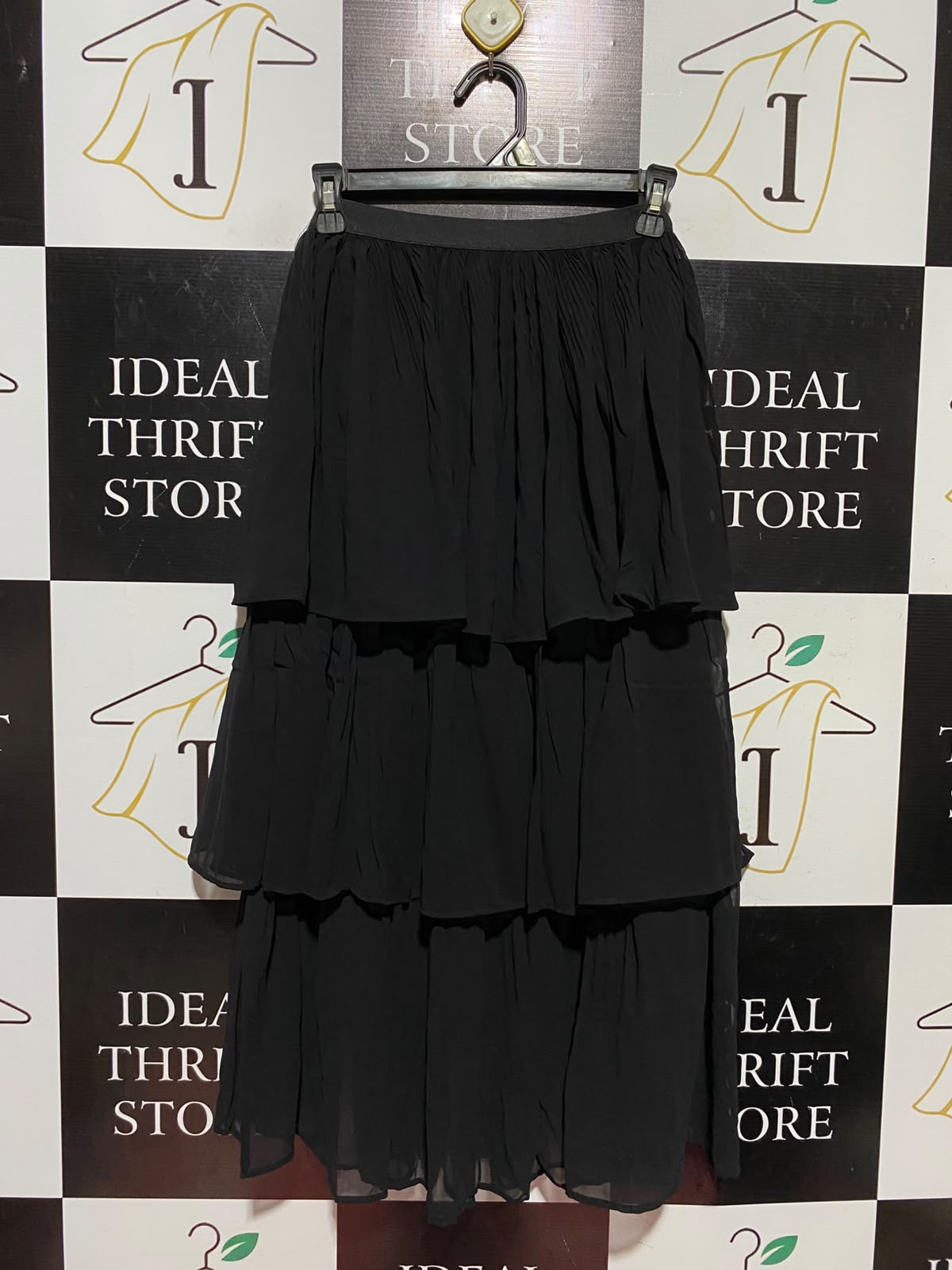 TOPSHOP |XS| WAIST 22| A7| ELEGANT BLACK TIERED RUFFLE MAXI SKIRT