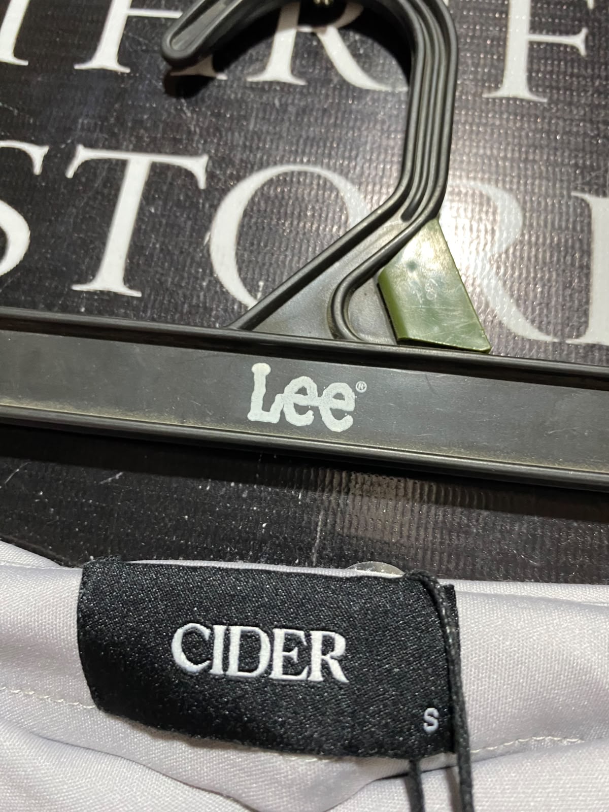 CIDER |S| WAIST 30| A7| GLAMOROUS SILVER SEQUIN EMBELLISHED MINI SKIRT
