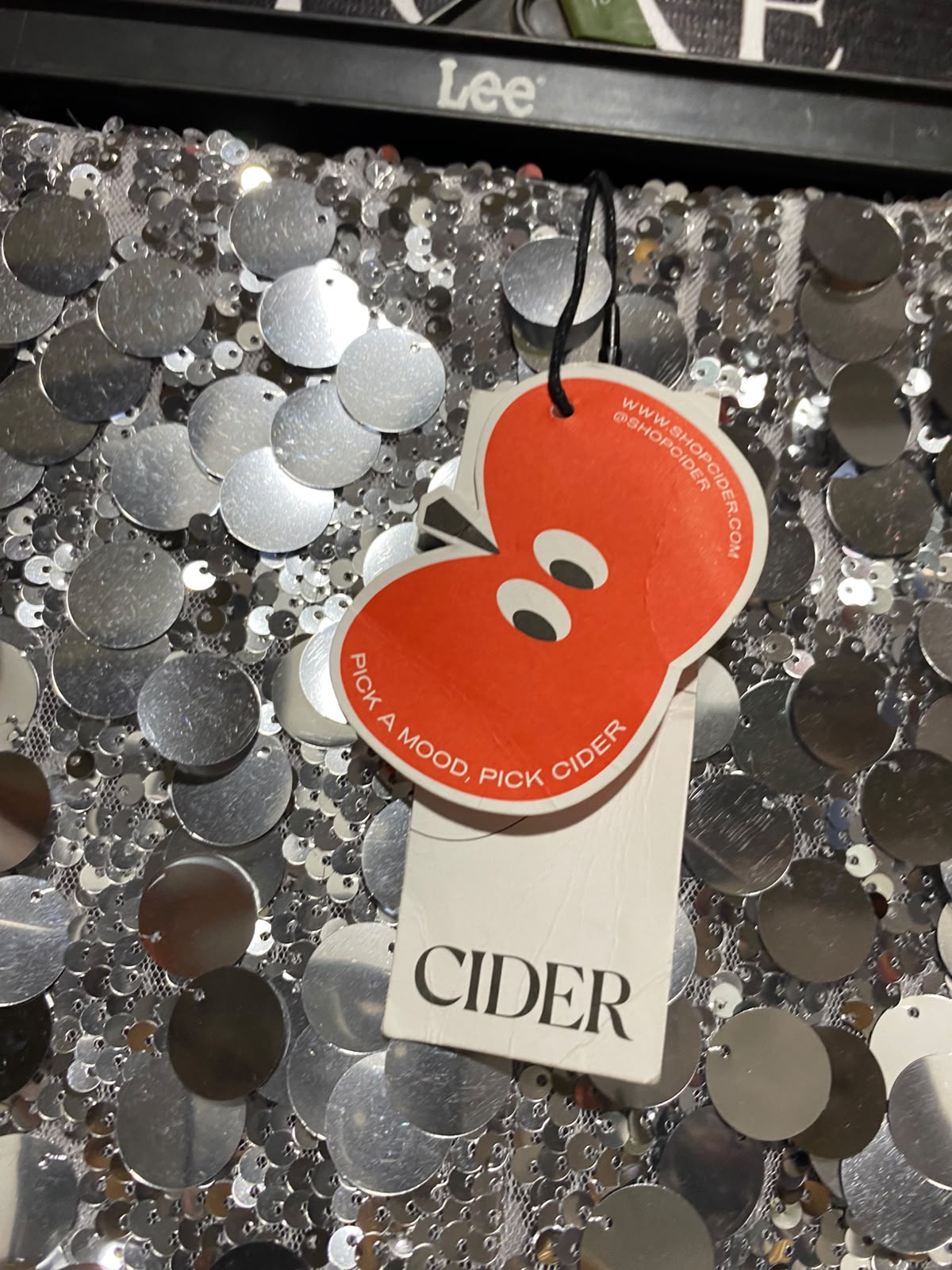 CIDER |S| WAIST 30| A7| GLAMOROUS SILVER SEQUIN EMBELLISHED MINI SKIRT