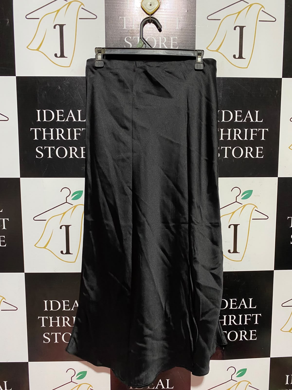 LIPSY |L| WAIST 30| A7| LUXURIOUS BLACK SATIN HIGH-WAISTED SLIP MAXI SKIRT