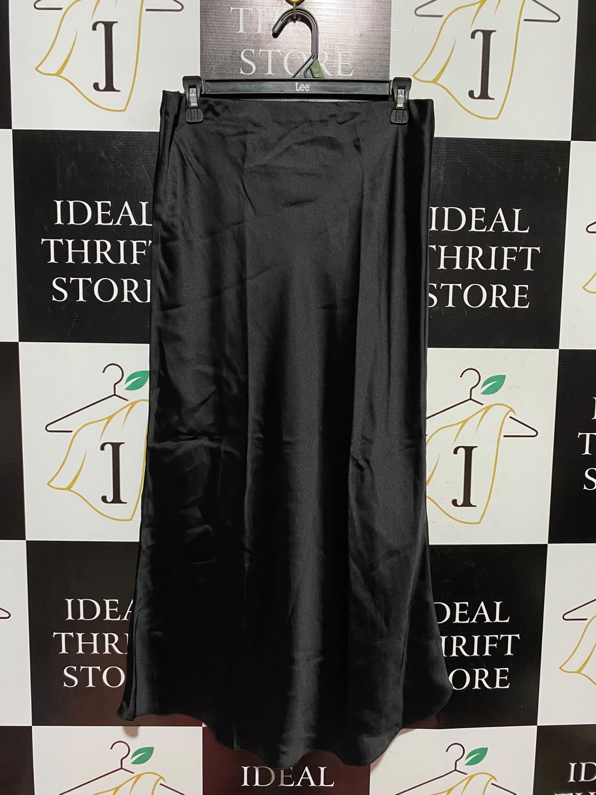 LIPSY |L| WAIST 30| A7| LUXURIOUS BLACK SATIN HIGH-WAISTED SLIP MAXI SKIRT