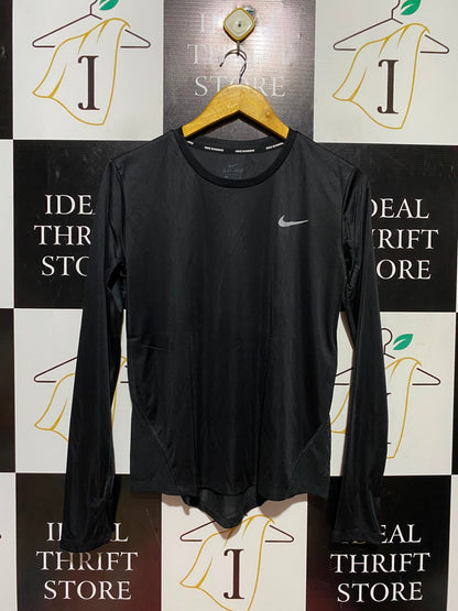 NIKE |S| BUST 18| A7| RUNNING DRI-FIT BLACK LONG-SLEEVE ATHLETIC PERFORMANCE TOP