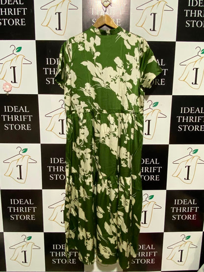 NEW LOOK |L| BUST 20| A7| EMERALD GREEN FLORAL PRINT MANDARIN COLLAR TIERED MAXI DRESS