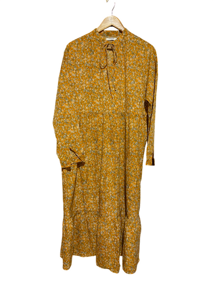 PIECES |M| BUST FREE| A8| WOMEN'S MUSTARD YELLOW DITSY FLORAL TIE-NECK TIERED MAXI DRESS