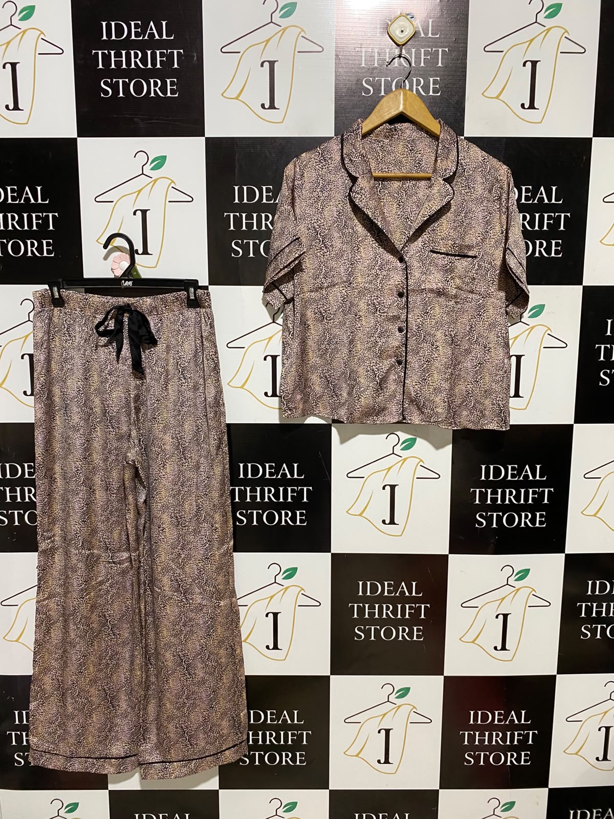 PRIMARK |M| A8| PRINTED SATIN SHORT SLEEVE PAJAMA SET WITH TROUSERS