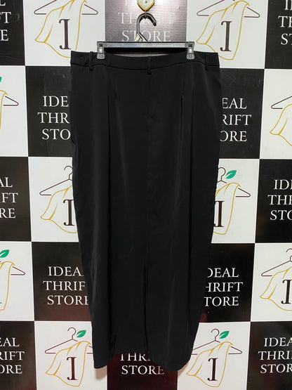 PRETTYLITTLE THING |XL| WAIST 36| A8| BLACK HIGH-WAISTED MAXI TAILORED SKIRT