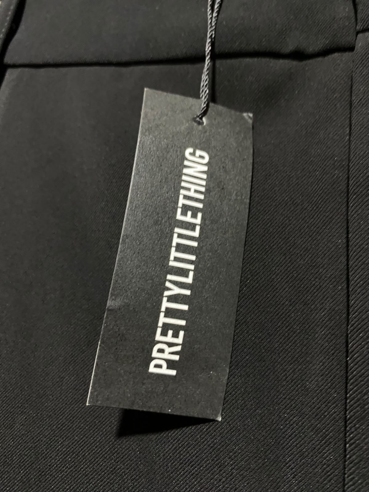 PRETTYLITTLE THING |XL| WAIST 36| A8| BLACK HIGH-WAISTED MAXI TAILORED SKIRT