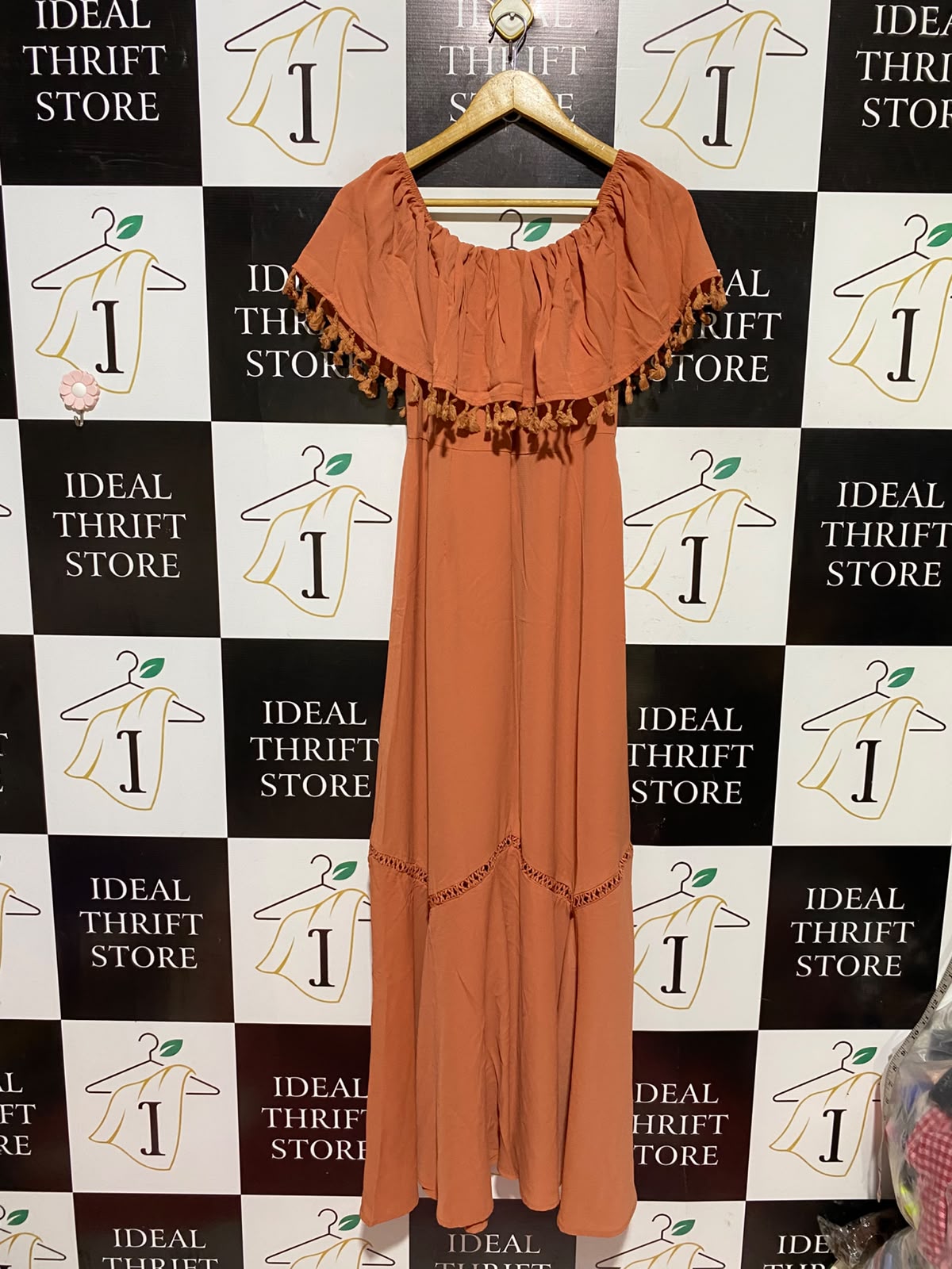 BOOHOO |S| BUST 15| A8| RUST ORANGE OFF-SHOULDER TASSEL MAXI DRESS