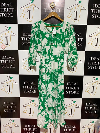 NUTMEG |M| BUST FREE| A8| GREEN AND WHITE ABSTRACT PRINT TIE-NECK MAXI DRESS