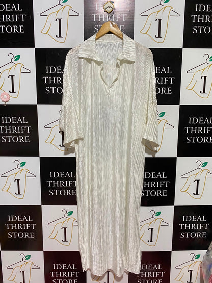 |M| BUST FREE| A8| OFF-WHITE CRINKLE SATIN COLLARED MAXI DRESS